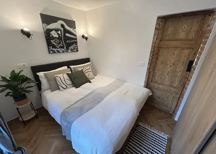 Apartma Gg Art Iii *